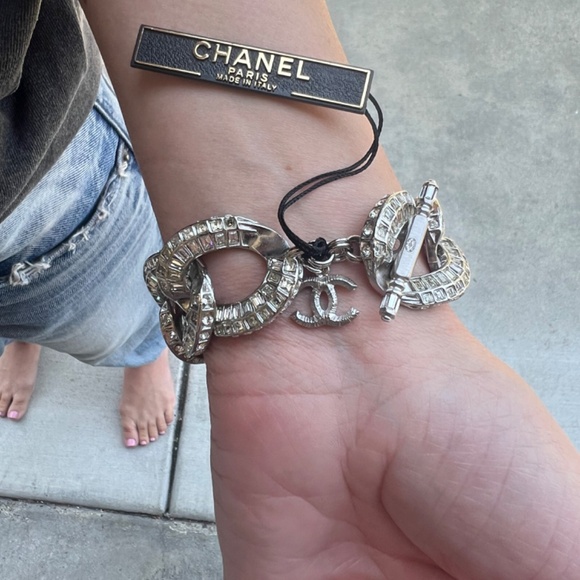 Authentic- Chanel Crystal Strass Link Bracelet - Picture 3 of 14